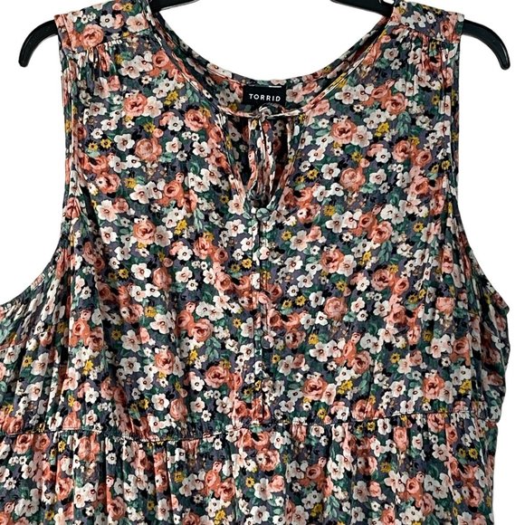 Torrid Womens Rayon Slub Button-Front Tiered Tank Top Size 2 - Picture 9 of 12